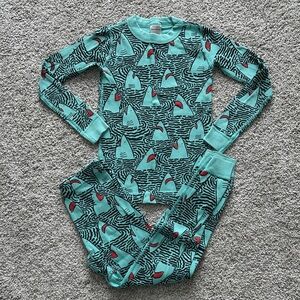 Hanna Andersson Shark Long Sleeve Pajama Pants Set